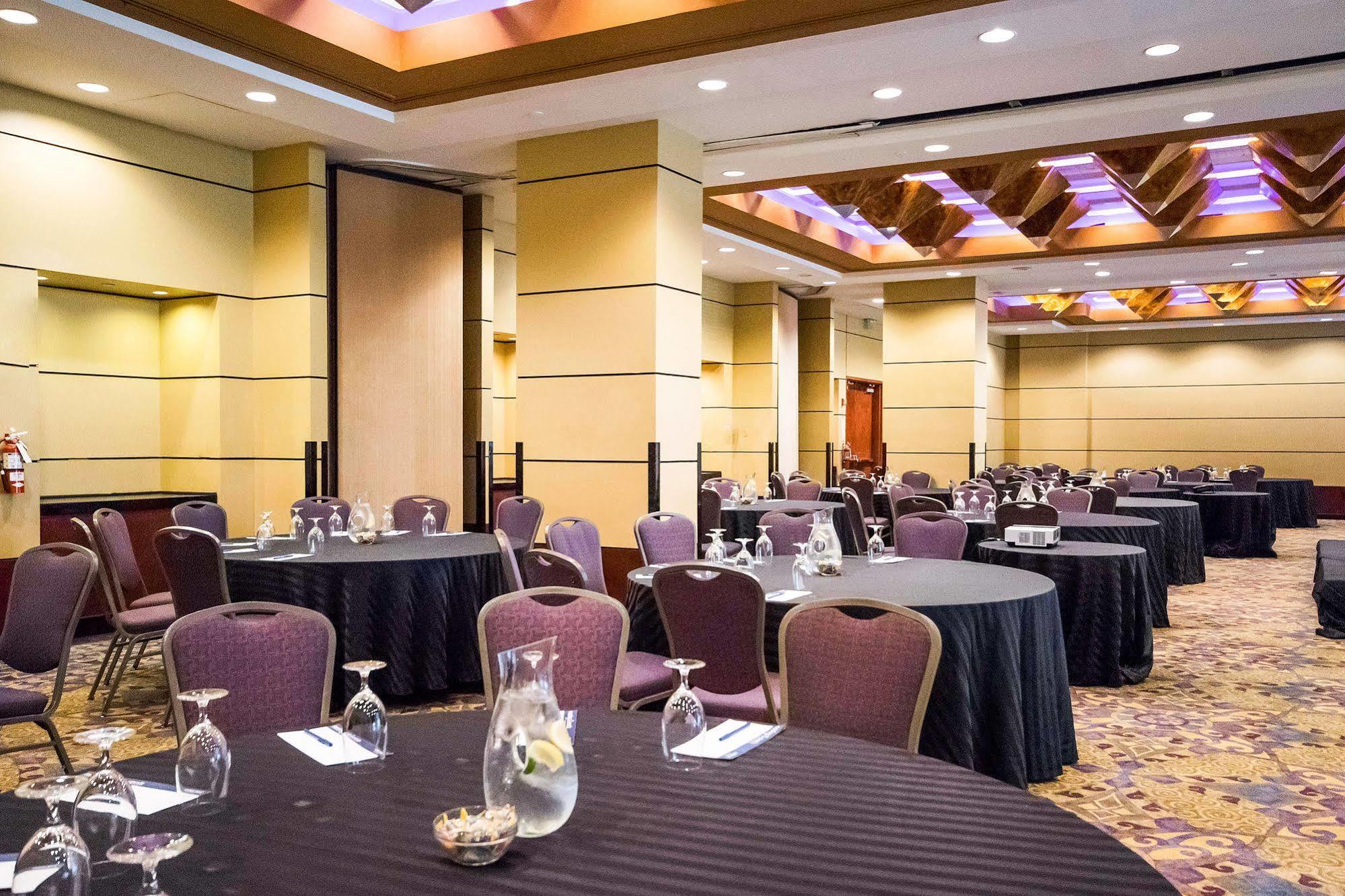 Pier 5 Hotel Baltimore Bagian luar foto