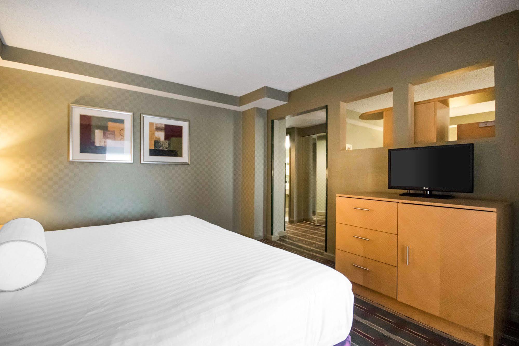 Pier 5 Hotel Baltimore Bagian luar foto